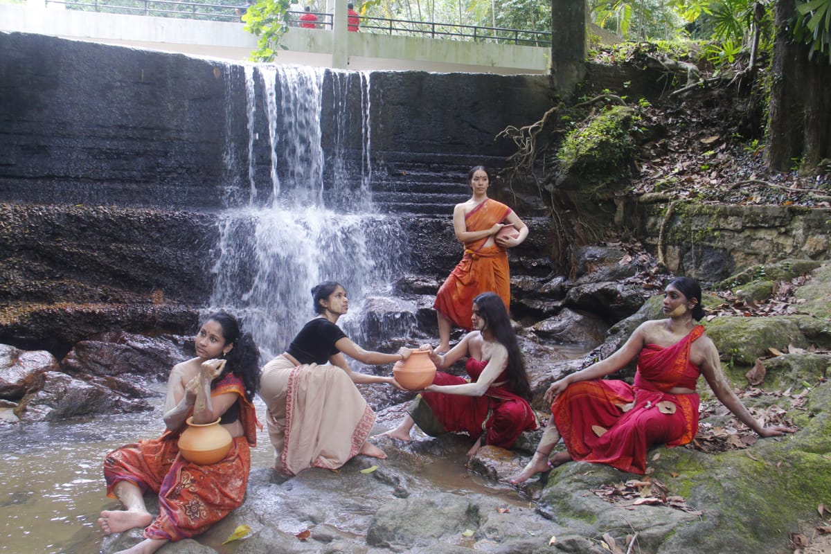 bhumiMATA Explores Feminine Forms and Movements